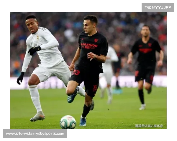 曼联主场对决塞维利亚交锋回顾及球衣文化探讨 曼联主场对决塞维利亚交锋回顾及球衣文化探讨