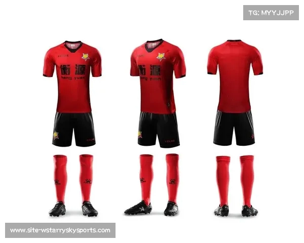 中超球队球衣设计的演变历程与当代风格解析探讨 中超球队球衣设计的演变历程与当代风格解析探讨